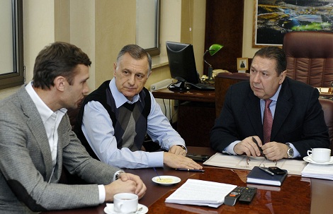 А. Коньков подякував А. Шевченку і заявив, що ФФУ продовжує пошуки