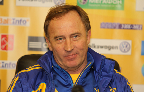 Олександр Петраков визначився зі списком гравців, що будуть готуватися до матчу з Латвією