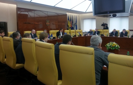 Відбулась нарада з питань відновлення матчів чемпіонату України