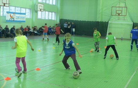 ФФУ та МОН впроваджують курси зі шкільного футболу для вчителів