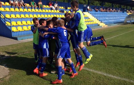 «Динамо» та «Шахтар» зустрінуться у фіналі ДЮФЛУ U-14