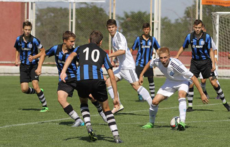 Фінальні змагання ДЮФЛУ U-15: результати першого туру