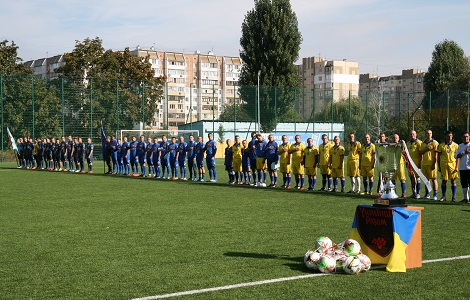 Матчі на Кубок Героїв АТО зібрали у Вишневому 6 команд з чотирьох регіонів