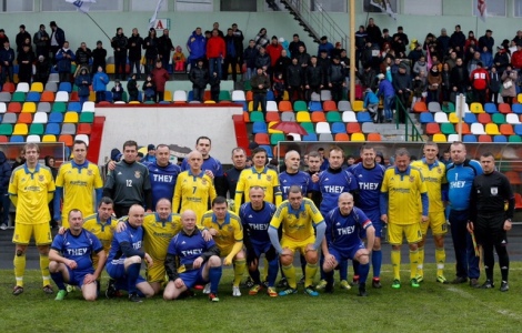 Ветеранська збірна України зіграла проти викладачів ТНЕУ