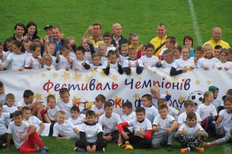 «Відкриті уроки футболу» на Тернопільщині