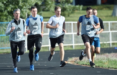 Арбітри та асистенти арбітра ПФЛ склали тест ФІФА