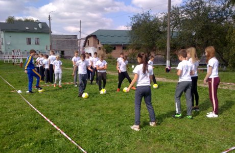 У Бурштині пройшов дитячий фестиваль «Відкриті уроки футболу»