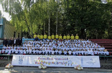 Відкриті уроки футболу на Житомирщині!