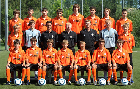 ДЮФЛ (U-16): тріумф «Шахтаря»