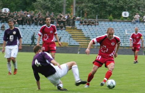 Перша ліга. На вершині боротьба загострюється