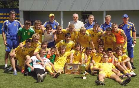 U-16: третя сходинка для України