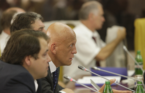 Виконком та ліги підтримують Колліну