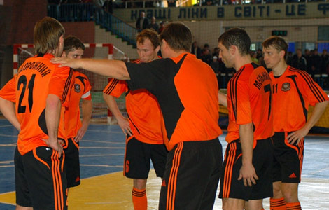 ТВД допомагає землякам