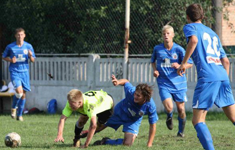 Вища ліга (U-17). Гірники у півфіналі, динамівці – під питанням