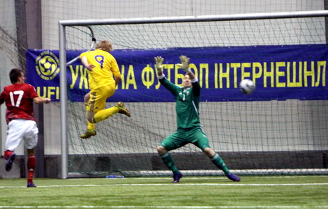 U-19: перший раунд - за Україною