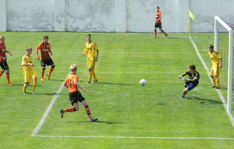 Вища ліга (U-16). «Динамо» та «Шахтар» посперечаються за золото