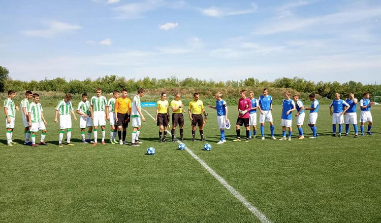 ДЮФЛУ: визначилися півфіналісти турнірів у вікових категоріях U-17 та U-15