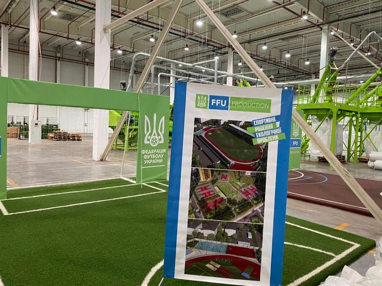 Члени ТСК парламенту на запрошення УАФ відвідають завод «ФФУ Продакшн»
