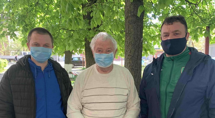 Представники Одеської обласної футбольної асоціації завітали до ветеранів із допомогою