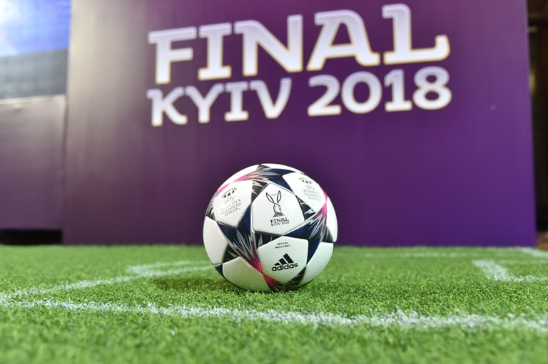 Запрошуємо на особливий футбольний матч — «журналісти vs блогери»!
