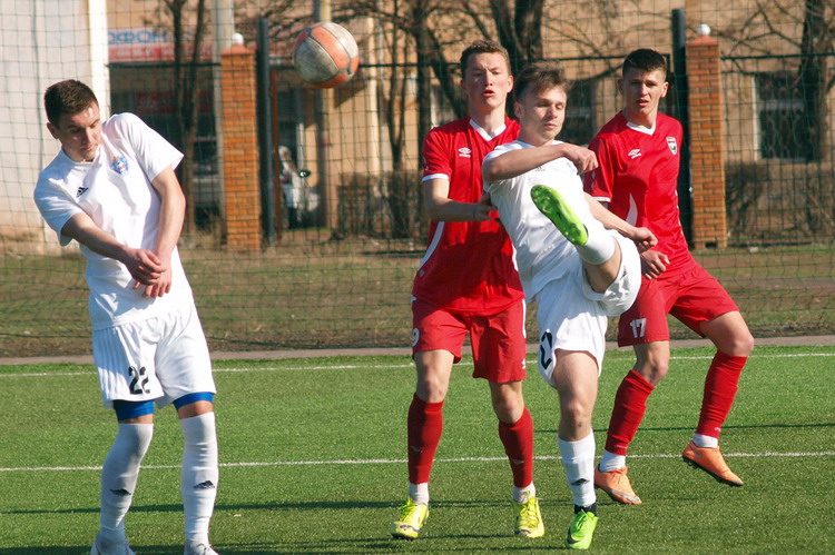 Перша ліга. В очікуванні гострого суперництва