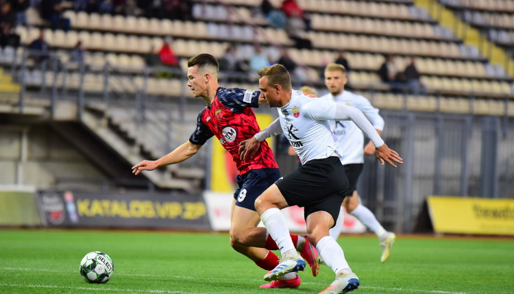 Друга ліга. «Лівий берег» зазнав першої поразки, а «Буковина» зробила подарунок Чернівцям