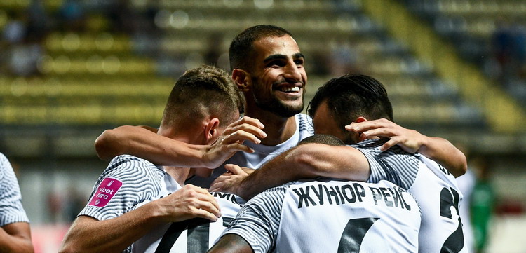 Vbet Ліга. «Зоря» після невдачі в Лізі конференцій відігралася на «Чорноморці»