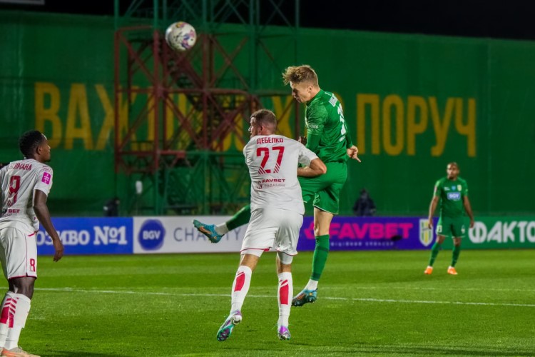 Vbet Ліга. «Дніпро-1» скористався нічиєю «Полісся» з «Кривбасом»