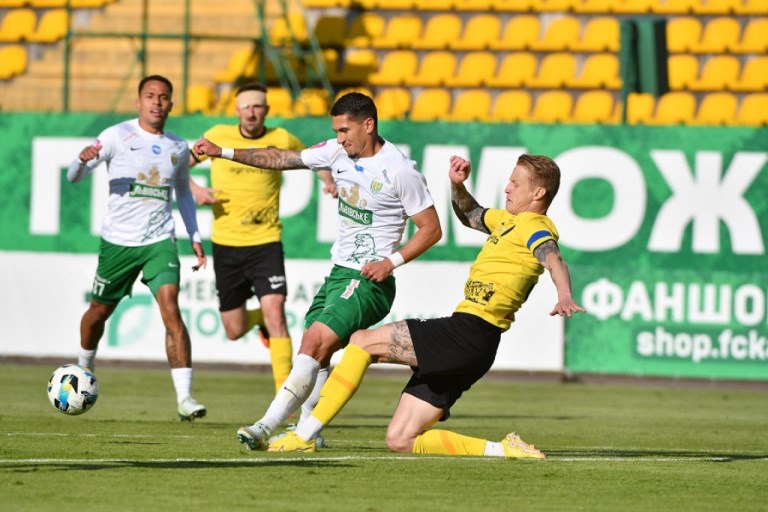 VBET Українська Премʼєр-Ліга. Виїзний успіх «Колосу», вольова перемога «Карпат»