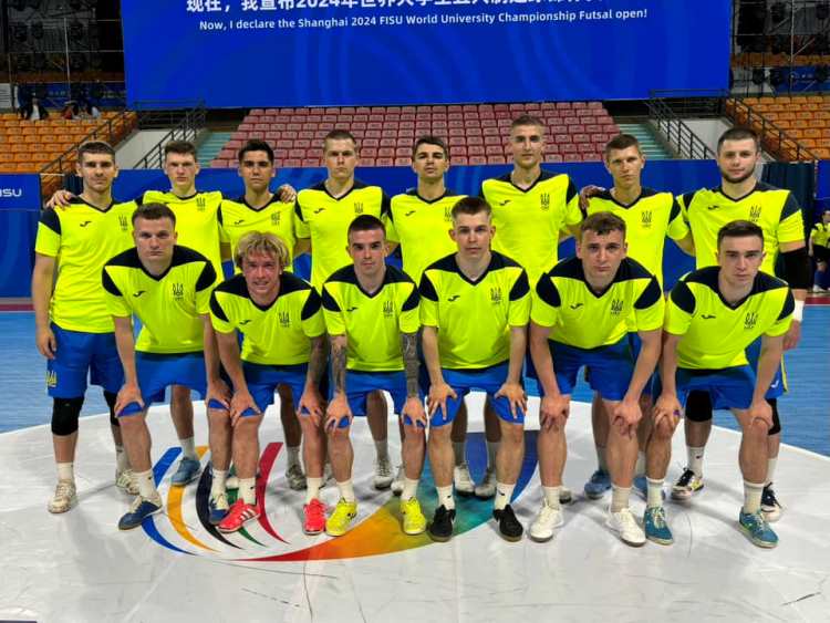 Ukrainian student futsal teams secure victories in opening playoff ...