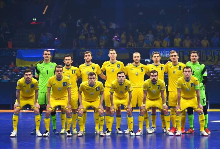 Сьогодні збірна України з футзалу повертається на батьківщину