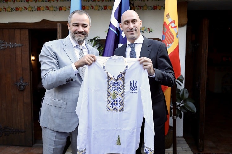 Андрій Павелко зустрівся з іспанським колегою, віце-президентом УЄФА Луїсом Рубіалесом - изображение 1