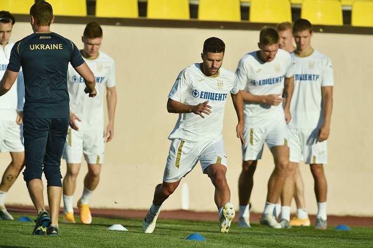 Буяльський не зіграє за збірну України у вересні через травму - изображение 5