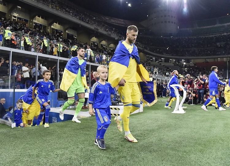 Milan, Italy - September 12, 2023, Federico Dimarco (Italy) during the UEFA  Euro 2024, European Qualifiers, Group C football match between Italy and  Ukraine on September 12, 2023 at San Siro stadium