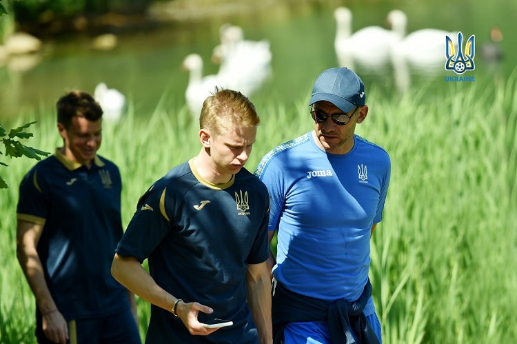 Ukraine National Team Match Issue vs England FOOTBALL SHIRT Joma #17  Zinchenko