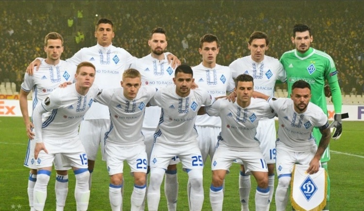 До 1/2 фіналу Кубку України. Весною на внутрішній арені «Динамо» тільки перемагає