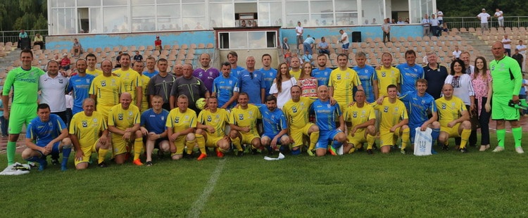 Збірна ветеранів привітала Чортків із Днем міста