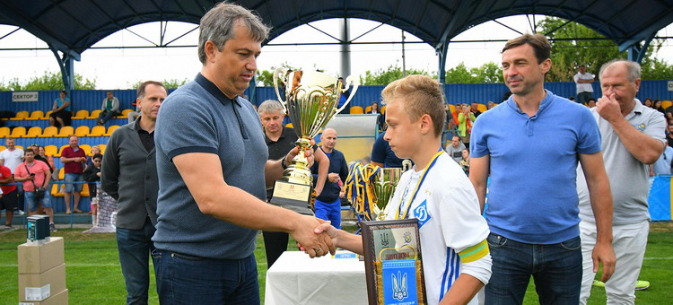 Вадим Костюченко: «Розвиток дитячо-юнацького футболу — пріоритет у роботі ФФУ»