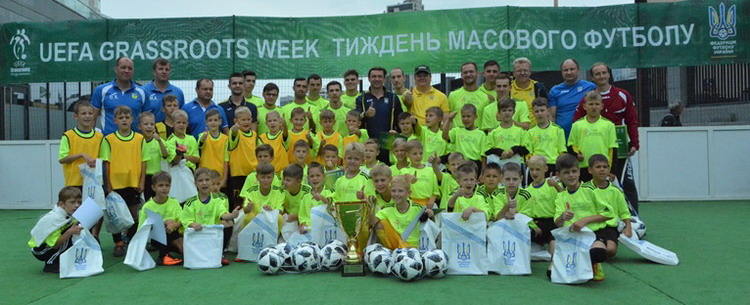 ФФУ анонсувала «Тиждень масового футболу УЄФА» в День фізичної культури і спорту