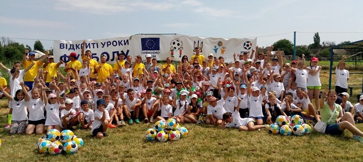 На Одещині пройшов фестиваль «Відкриті уроки футболу»